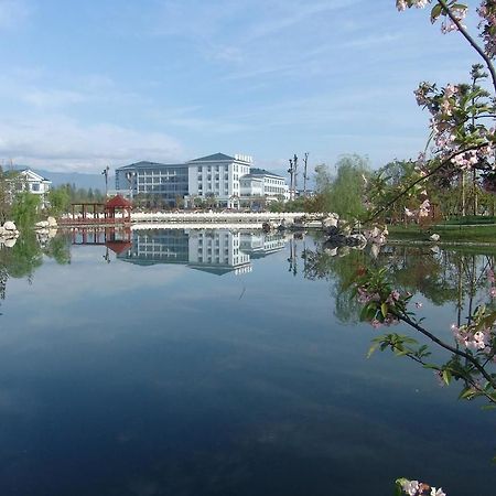 Jingyue Lake Hotel Dujiangyan Eksteriør billede